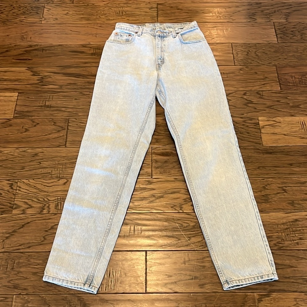 Vintage Levi’s 550 Relaxed Fit Tapered Leg Size 10 REG L